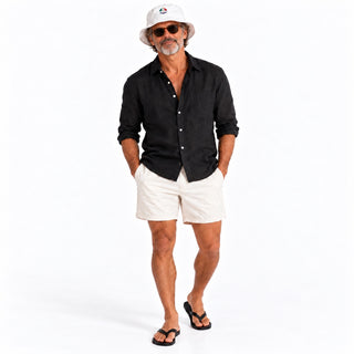 Panarea hatt på manlig modell – helbild